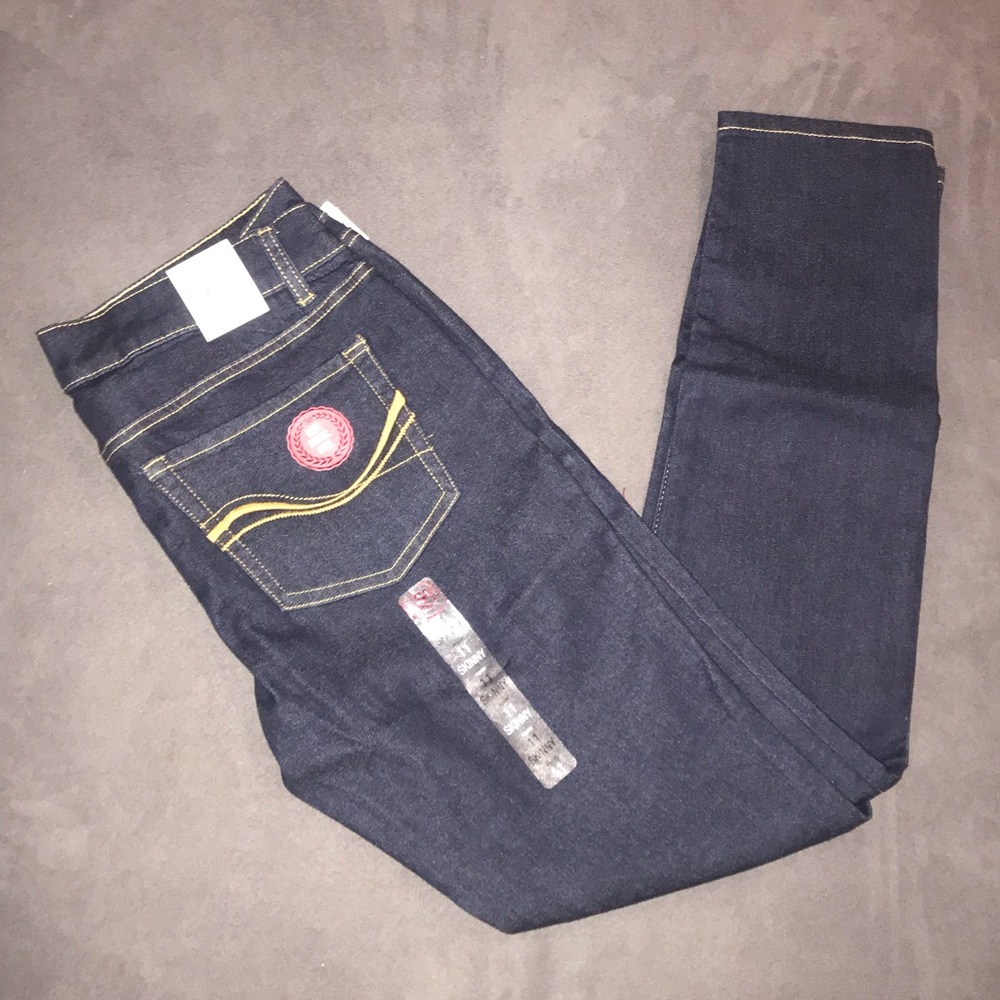 **NWT** SO Skinny jeans low rise
